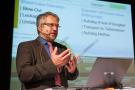 Prof. Dr. Dietrich Borchardt, Helmholtz-Zentrum für Umweltforschung – UFZ, stellt die Risikostudie Fracking vor Prof. Dr. Dietrich Borchardt, Helmholtz-Zentrum für Umweltforschung – UFZ, stellt die Risikostudie Fracking vor