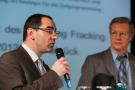 Der Geologe Sascha Alles ist bei ExxonMobil mit dem Thema Fracking befaßt Der Geologe Sascha Alles ist bei ExxonMobil mit dem Thema Fracking befaßt